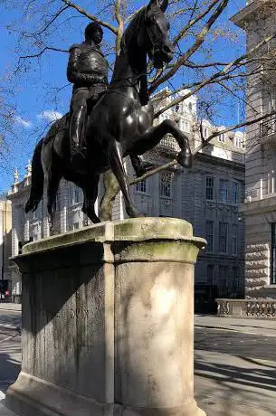Photo de King George III Statue