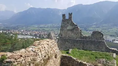 Selva Castle