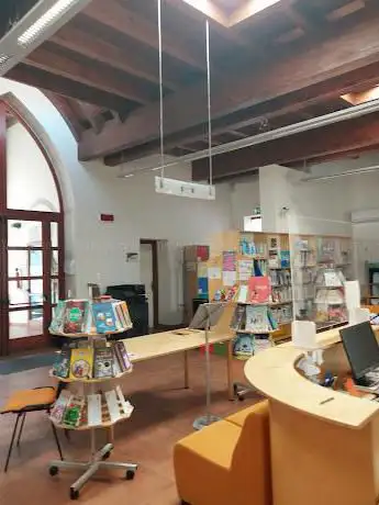 Photo de Biblioteca dei Ragazzi di Quartu Sant'Elena