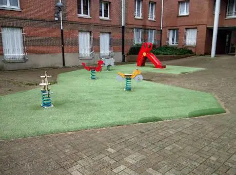 Photo de Parc Enfants du Pont à Raisnes