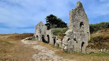 Photo de Vestiges de la chapelle Sainte-Anne