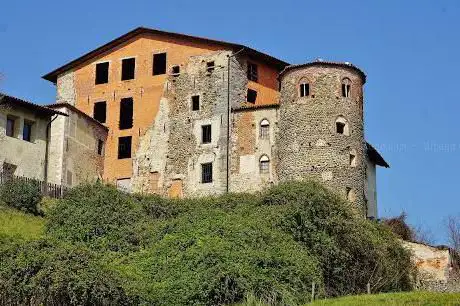 Photo de Castello di Cerreto