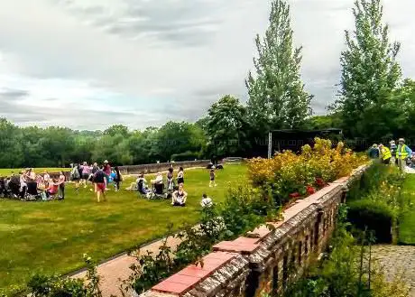 Photo de War Memorial Garden