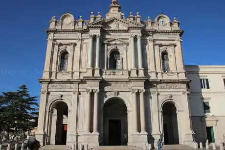 Photo de Sanctuaire de Notre Dame du Rosaire de Pompéi