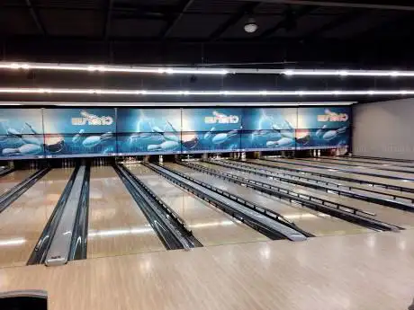 Le Chorus Bowling