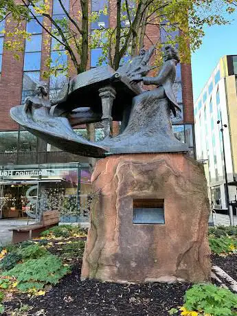 Photo de Monument to Frederic Chopin