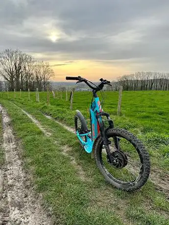 Photo de Vlaamse Ardennen Offroad