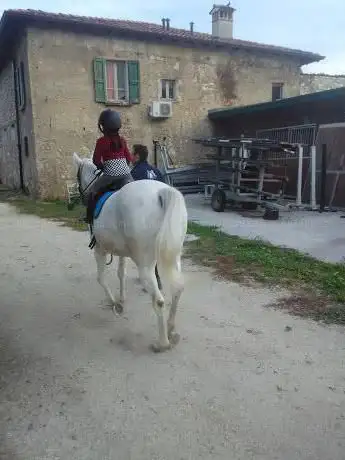 Photo de Cavallerizza Bettoni