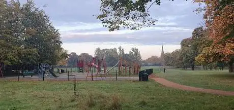 Photo de Churchfields Recreation Ground