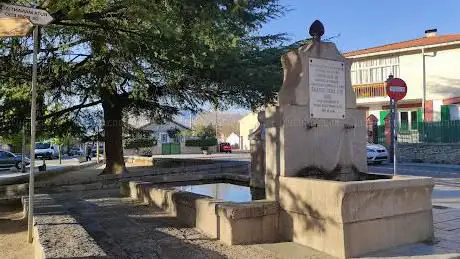 Photo de Fuente de los Cuatro Caños
