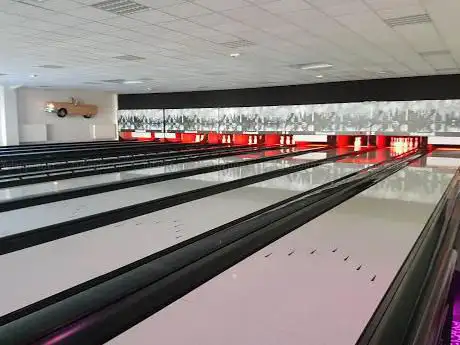 Bowling in the Bray