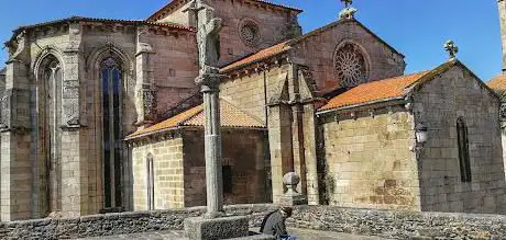 Atrio de Santa Maria