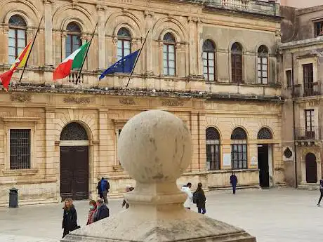 Photo de Palazzo della Sovrintendenza ai Beni Culturali di Siracusa