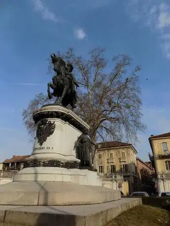 Photo de Monumento a Umberto I
