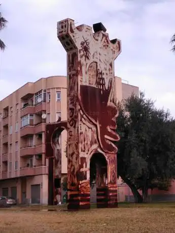 Photo de Rotonda de los Moros y Cristianos de Elda