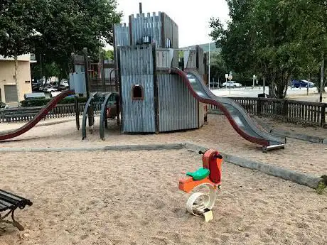 Photo de Parc Infantil El Castillo