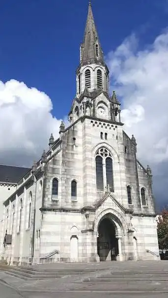 Photo de Église Saint-Jean Baptiste