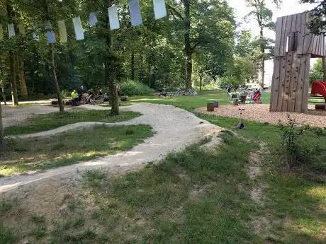 Halen Spielplatz