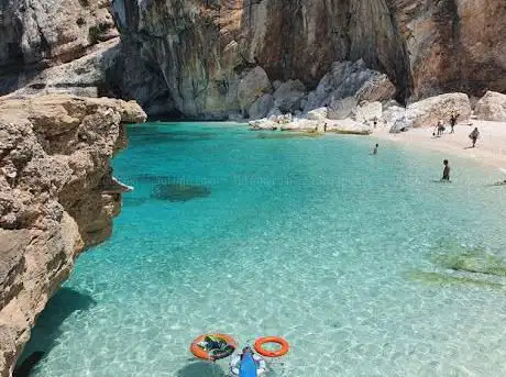 Ispuligedenie / cala Mariolu.