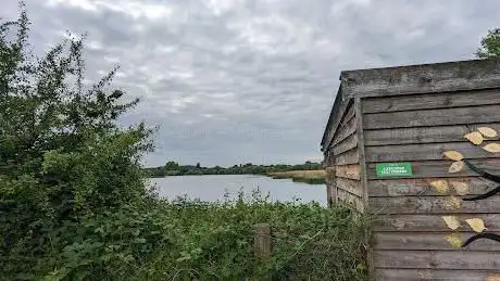Kingfisher Hide view point