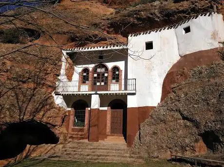 Photo de Ermita de San Tirso