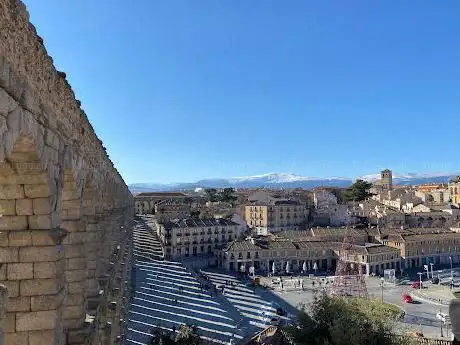 Photo de Acueducto romano. Canal en superficie