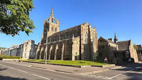 Photo de St Leonard's in the Fields