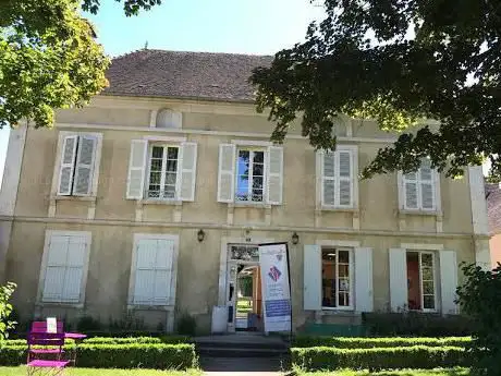 Photo de OT Chablis Cure, Yonne & Tonnerrois - Bureau d'information touristique de Pontigny