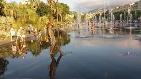 Photo de Water Fountain Azure