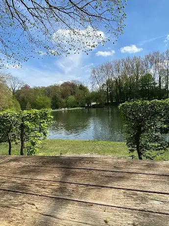 Rouge cloître