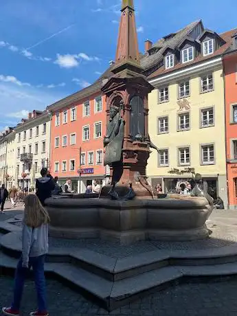 Photo de Emperor's Fountain