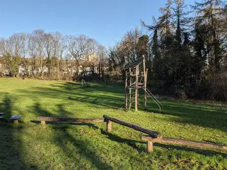 Photo de Nash mills parish council playground