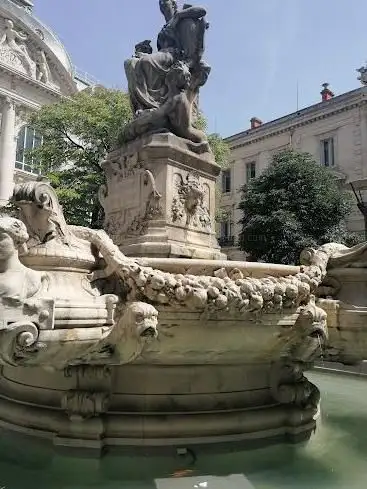 Photo de Fontaine Estrangin