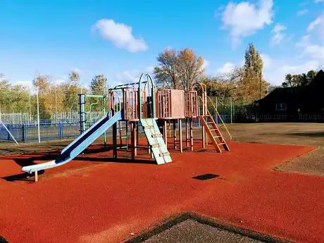 Photo de Parsloes Park Play Area - The Flamboyance of Flamingos