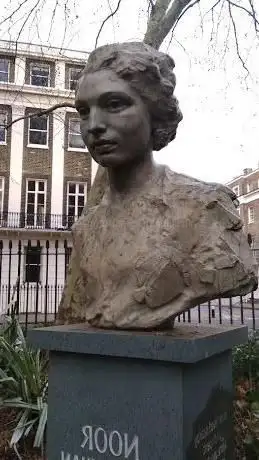 Photo de Noor Inayat Khan Statue