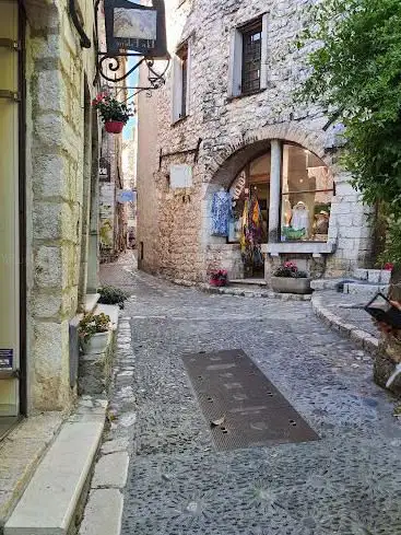 Saint Paul de Vence (Pavement)
