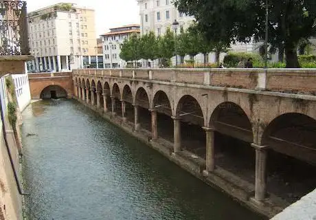 Photo de Lungorio IV Novembre