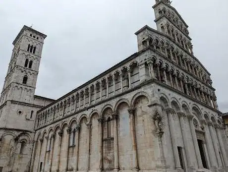 Photo de Église San Michele in Foro
