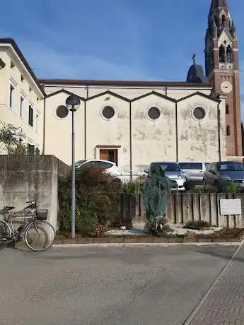 Photo de Chiesa di Santa Maria Assunta