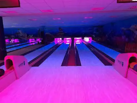 Photo de Vibe-Bowling-Lounge-Kirchen