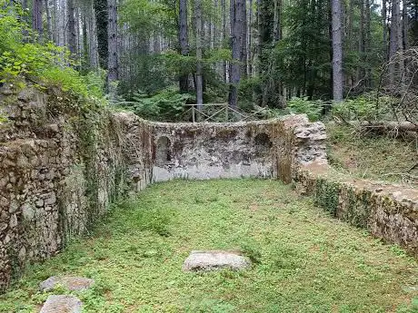 Photo de Parco siderurgico di Chiesa Vecchia