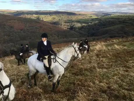 Luxury Hunting Holidays