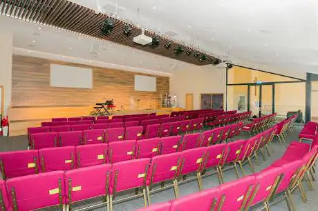 Photo de Crofts End Church