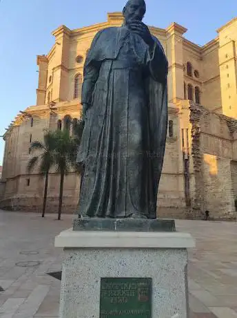 Photo de Estatua Cardenal Herrera Oria