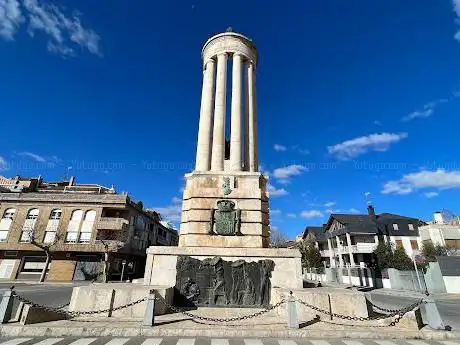 Photo de Monumento a la vendimia