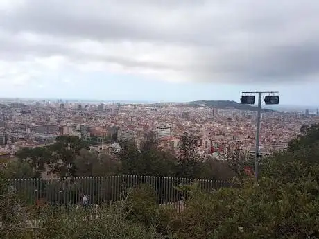 Photo de Turó de les Tres Creus