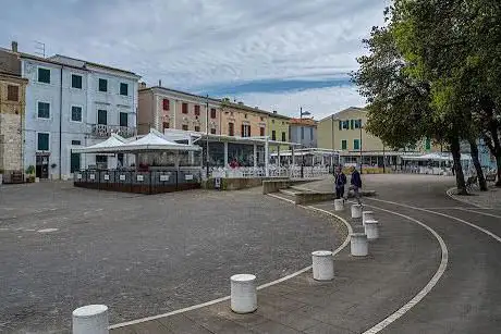 Photo de IAT Sirolo - Ufficio Informazioni e Accoglienza Turistica