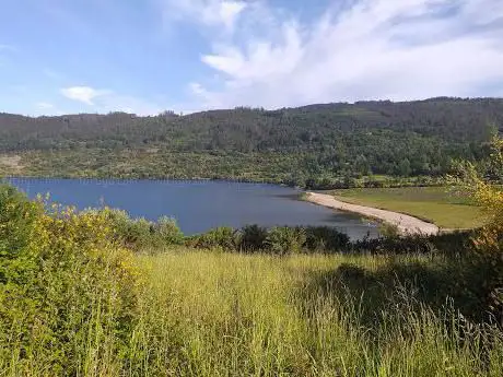 Photo de Lago das Encrobas
