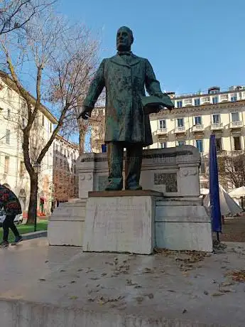 Monumento a Giovanni Battista Bottero