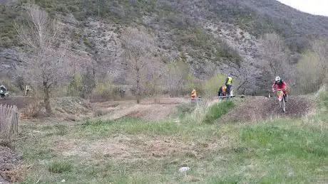 Circuit Cross